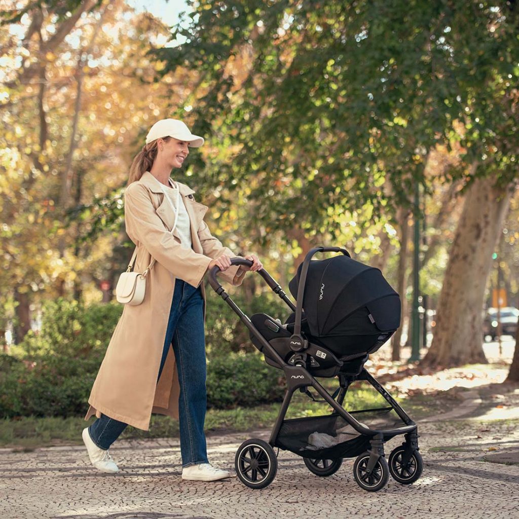 arra™ flex nuna Caviar